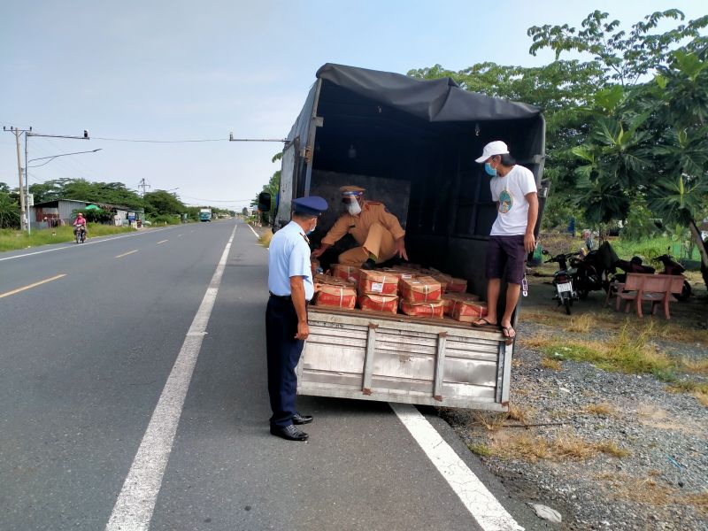 Tiền Giang: Phát hiện 200 bộ bulong nhập khẩu vi phạm nhãn mác