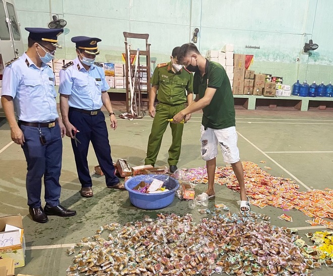 Cục Quản lý thị trường Bắc Giang: Triển khai đồng bộ công tác chống hàng lậu, hàng giả