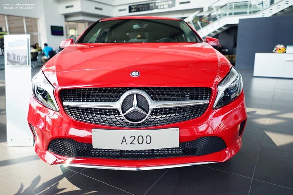 Triệu hồi 49 chiếc Mercedes-Benz tại thị trường Việt Nam