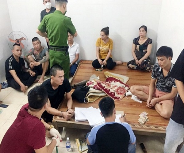 Nghệ An: Phá chuyên án "Tổ chức đánh bạc và đánh bạc"