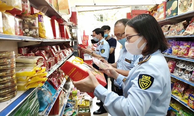 Lực lượng quản lý thị trường Thái Bình tăng cường kiểm tra thị trường hàng hóa