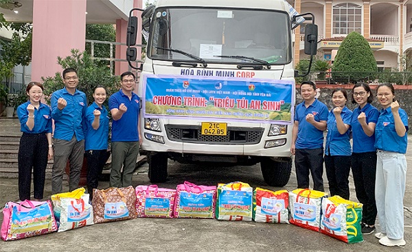 Đoàn viên, thanh niên trong tỉnh ủng hộ trên 11 tấn hàng hóa, lương thực, thực phẩm ủng hộ người dân thành phố Hồ Chí Minh