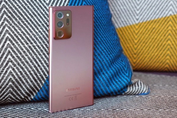 Samsung Galaxy Note 20 Ultra Sản phẩm này đang được bán ra với mức giá 18,5 triệu đồng, giảm 2,5 triệu đồng so với trước đó. Theo chia sẻ từ các đại lý, lượng hàng Note 20 Ultra còn lại khá ít, thậm chí một số hệ thống hiện đã ngừng kinh doanh sản phẩm này.