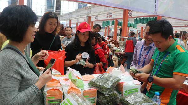 Lào Cai: Hoãn tổ chức Hội chợ thương mại quốc tế Việt - Trung do ảnh hưởng dịch Covid-19