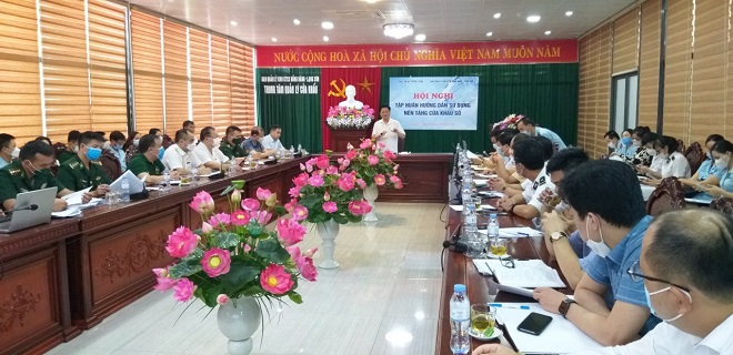 Giám đốc Sở Thông tin và Truyền thông tỉnh Lạng Sơn, Nguyễn Khắc Lịch phát biểu chỉ đạo tại hội nghị