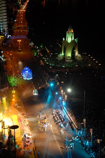 Tháp Trầm Hương lung linh trong đêm Festival Biển Nha Trang- Khánh Hòa