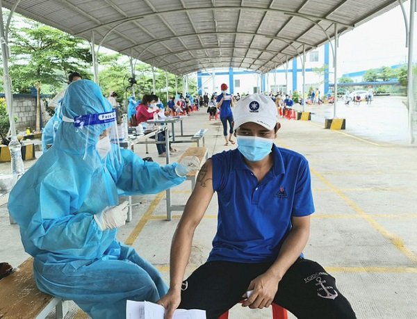 Bình Dương: Tiêu chuẩn và cách thức đón người dân mắc kẹt do dịch Covid-19 về quê