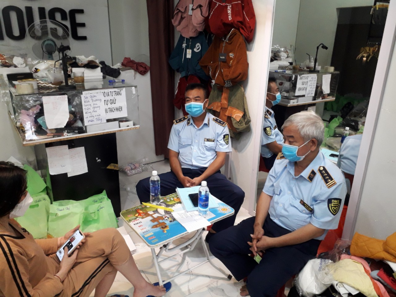 Đắk Nông: Phát hiện hơn 2.000 sản phẩm dệt may vi phạm quy định vễ nhãn hàng hóa