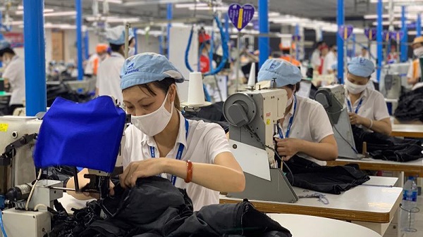 Nhiều doanh nghiệp khẩn trương nối lại chuỗi sản xuất