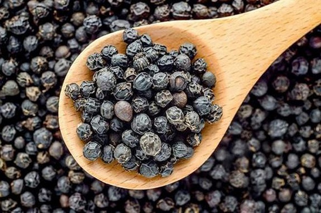 Giá tiêu ngày 16/10: Tăng nhẹ tại một số địa phương