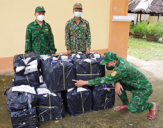 Đồng Tháp: Thu giữ hơn 5.000 gói thuốc lá ngoại nhập lậu