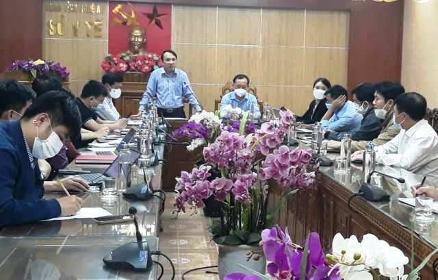 Các lực lượng phòng chống dịch tỉnh Nghệ An họp khẩn sau khi xuất hiện các ca nhiễm cộng đồng tại TP. Vinh