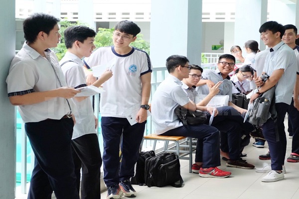 TP.HCM đề xuất chi 427 tỉ hỗ trợ học phí cho học sinh
