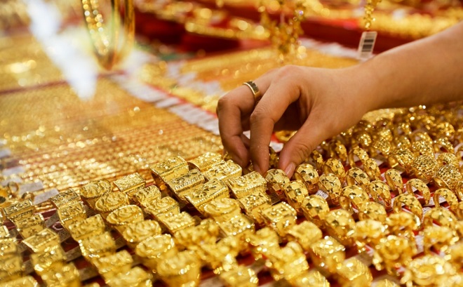Giá vàng ngày18/10: Vàng sẽ vượt ngưỡng 1.800 USD