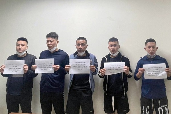 Khởi tố, tạm giam 5 đối tượng trong đường dây “tín dụng đen” ở Hà Nội