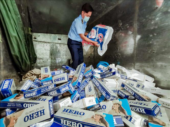 Cần Thơ: Thu giữ gần 1.500 bao thuốc lá lậu