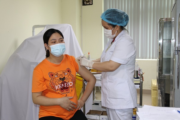 Đợt tiêm 16, Lào Cai đã tổ chức tiêm cho đối tượng là phụ nữ mang thai trên 13 tuần