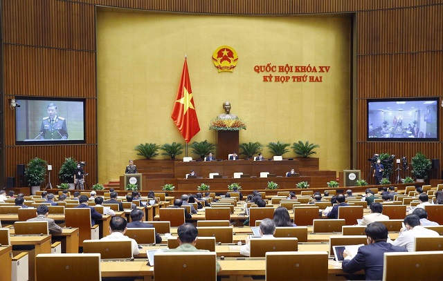 Ngày 22/10, Quốc hội tiếp tục thảo luận những vấn đề được cử tri quan tâm