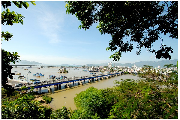 Cầu xóm Bóng- Nha Trang (2009)