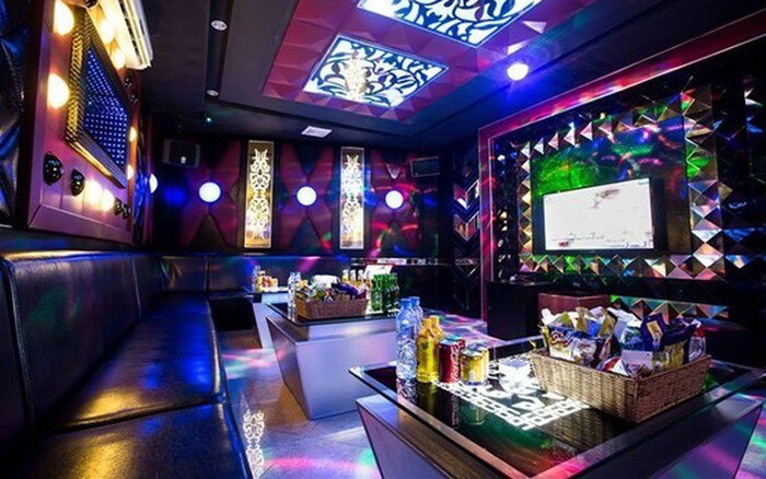 Bình Dương cho phép quán ăn, karaoke hoạt động trở lại ở vùng cấp độ 1,2,3