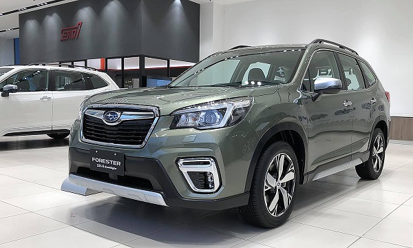 Subaru Forester giảm giá tới hơn 200 triệu đồng