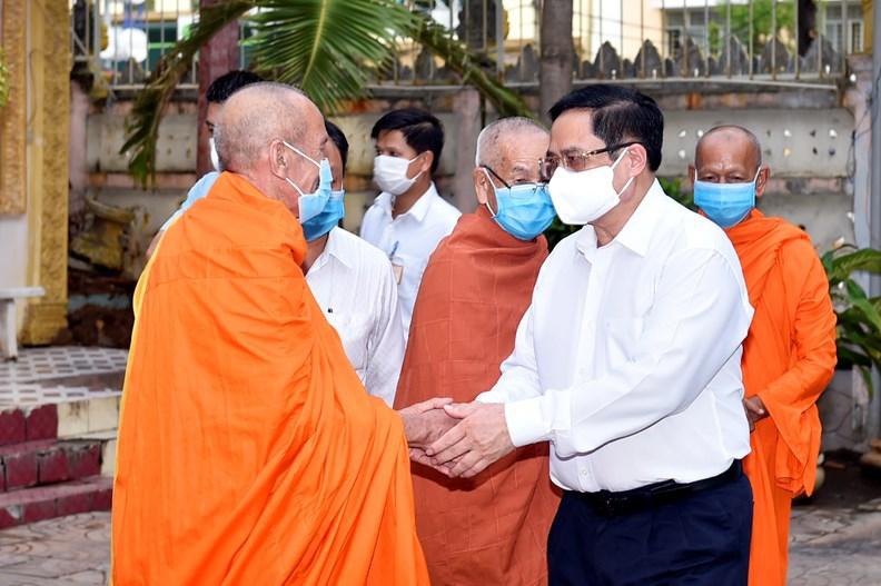 Thủ tướng Phạm Minh Chính đến thăm và chúc mừng Đại lễ Phật đản Ban Trị sự Giáo hội phật giáo Việt Nam TP. Cần Thơ, tháng 5/2021 (Ảnh: VGP/Nhật Bắc)