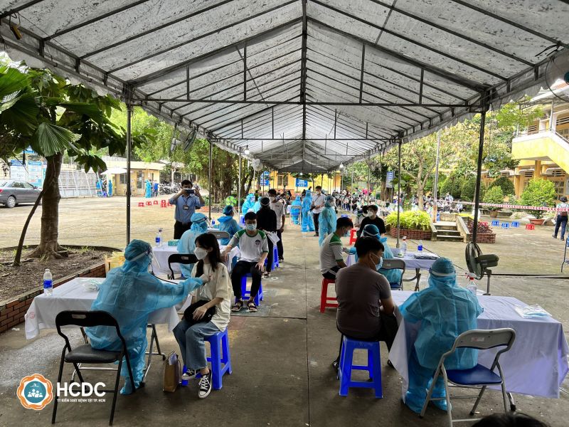 TP. HCM: Hướng dẫn khám sàng lọc trước khi tiêm chủng vắc xin phòng Covid-19