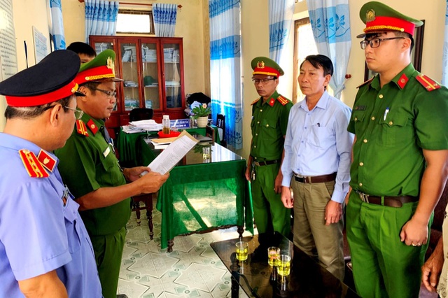 Chủ tịch UBND xã Quảng Vinh bị khởi tố