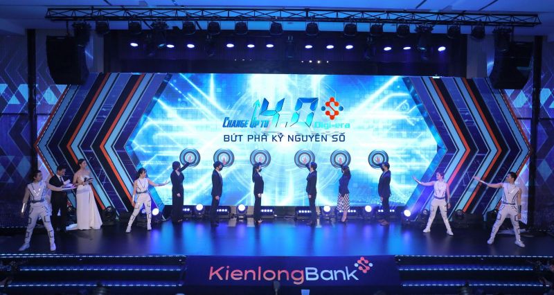 Nghi thức chuyển giao, ra mắt nhận diện thương hiệu mới của KienlongBank.
