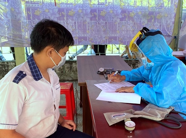 Sóc Trăng: Hơn 31.000 học sinh THPT được tiêm vắc xin phòng Covid-19