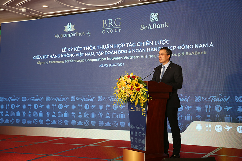 Ông Đặng Ngọc Hòa, Chủ tịch HĐQT Vietnam Airlines phát biểu tại Lễ ký kết
