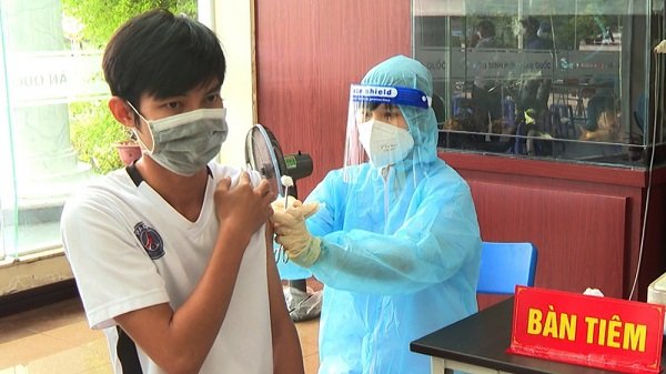 Bình Phước: 74,5% người dân đã tiêm 1 mũi vaccine Covid-19