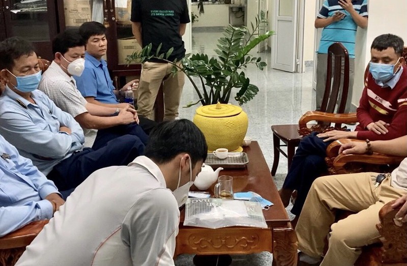 Tạm giữ hình sự 2 cán bộ Cục Quản lý thị trường Đắk Nông