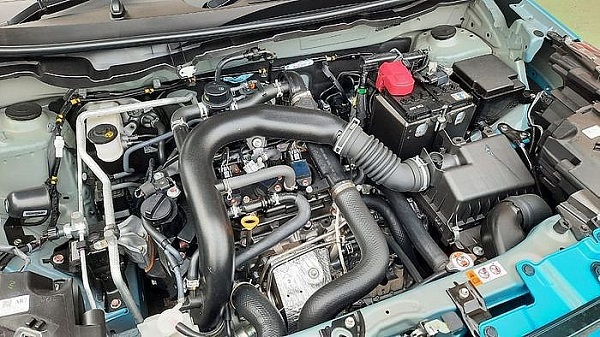 Toyota Raize được trang bị động cơ cho khả năng tăng tốc mạnh mẽ êm ái mà còn tiết kiệm nhiên liệu