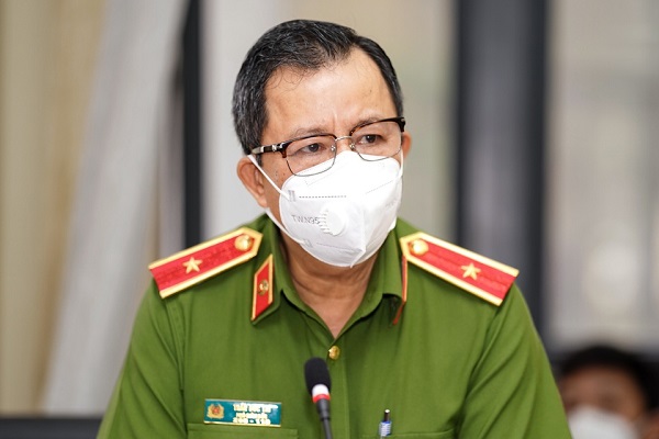 Thiếu tướng Trần Đức Tài phát biểu tại cuộc họp