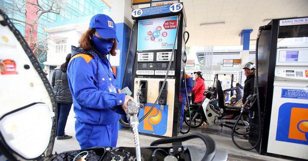 Không cần thanh toán bằng tiền mặt khi mua xăng dầu tại Petrolimex