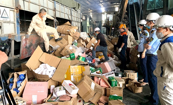 Hòa Bình: Tổ chức tiêu hủy trên 5.000 sản phẩm hàng hóa vi phạm