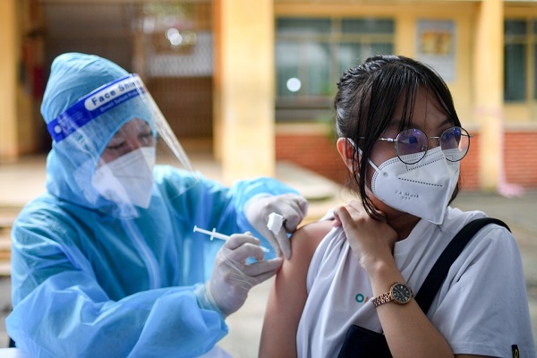 Hà Nội lên kế hoạch tiêm vaccine Covid-19 cho trẻ 12-17 tuổi