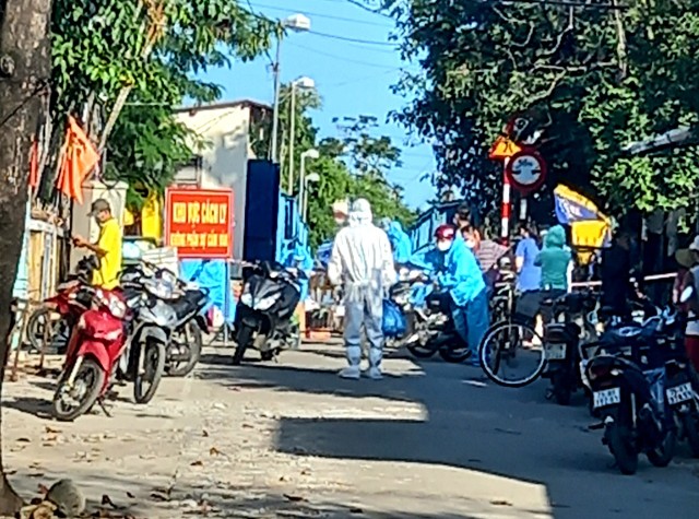 Huế: Ngày 11/11, thêm 3 ca dương tính được phát hiện ở “ổ dịch” Cồn Hến