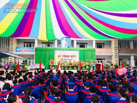 Trường Tiểu học Nguyễn Thái Học, Tp. Vũng Tàu nơi cô Hoa đang công tác