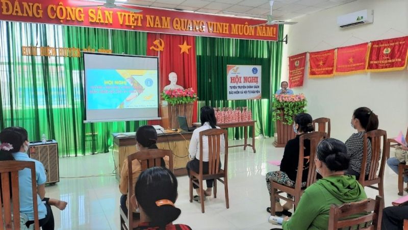 Hội nghị tuyên truyền BHXH tự nguyện tại huyện Bắc Bình tổ chức theo nhóm nhỏ