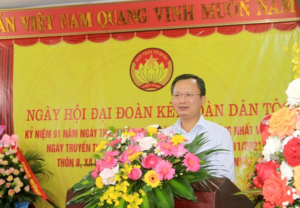 Phó Chủ tịch tỉnh Quảng Ninh Cao Tường Huy dự Ngày hội Đại đoàn kết tại Vân Đồn
