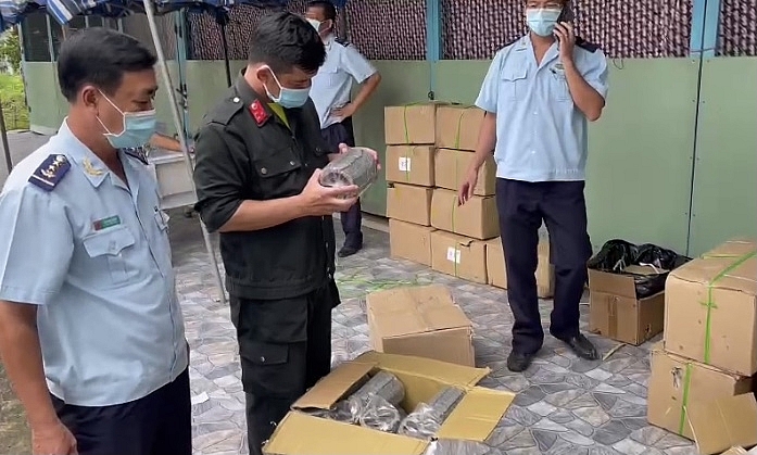 An Giang: Thu giữ hơn 49.000 sản phẩm không hóa đơn chứng từ