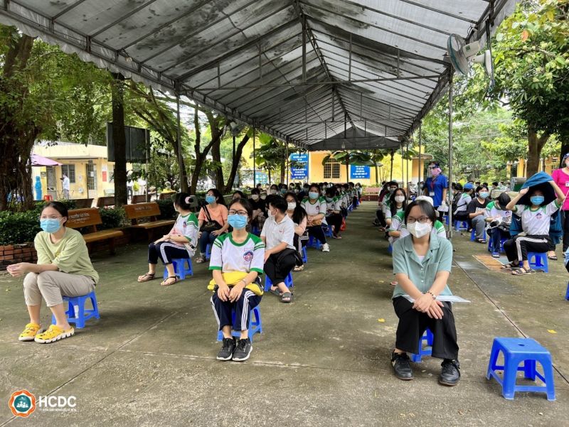 TP. Hồ Chí Minh: Tiêm vaccine Covid-19 cho trẻ từ 12-17 tuổi đợt 1 đạt 92,8%