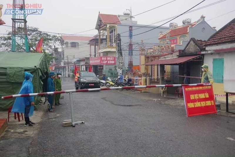 Ban Chỉ đạo phòng, chống dịch Covid-19 huyện Hải Hậu đã ra quyết định phong tỏa 20 xóm với trên 5.000 hộ, trên 15 nghìn nhân khẩu tại xã Hải Minh