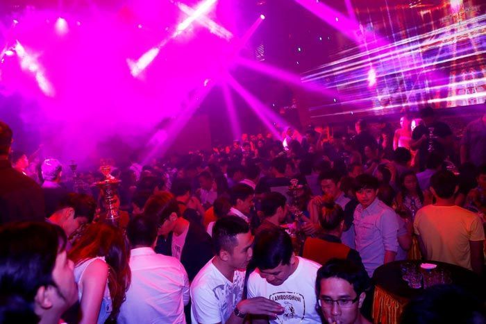 TP.Hồ Chí Minh cho phép karaoke, vũ trường, quán bar được hoạt động ở địa bàn cấp độ 1