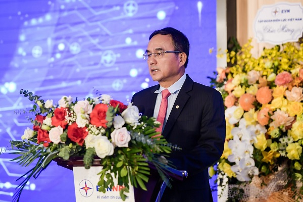 Ông Dương Quang Thành - Chủ tịch Hội đồng thành viên Tập đoàn Điện lực Việt Nam (EVN) phát biểu tại buổi Lễ