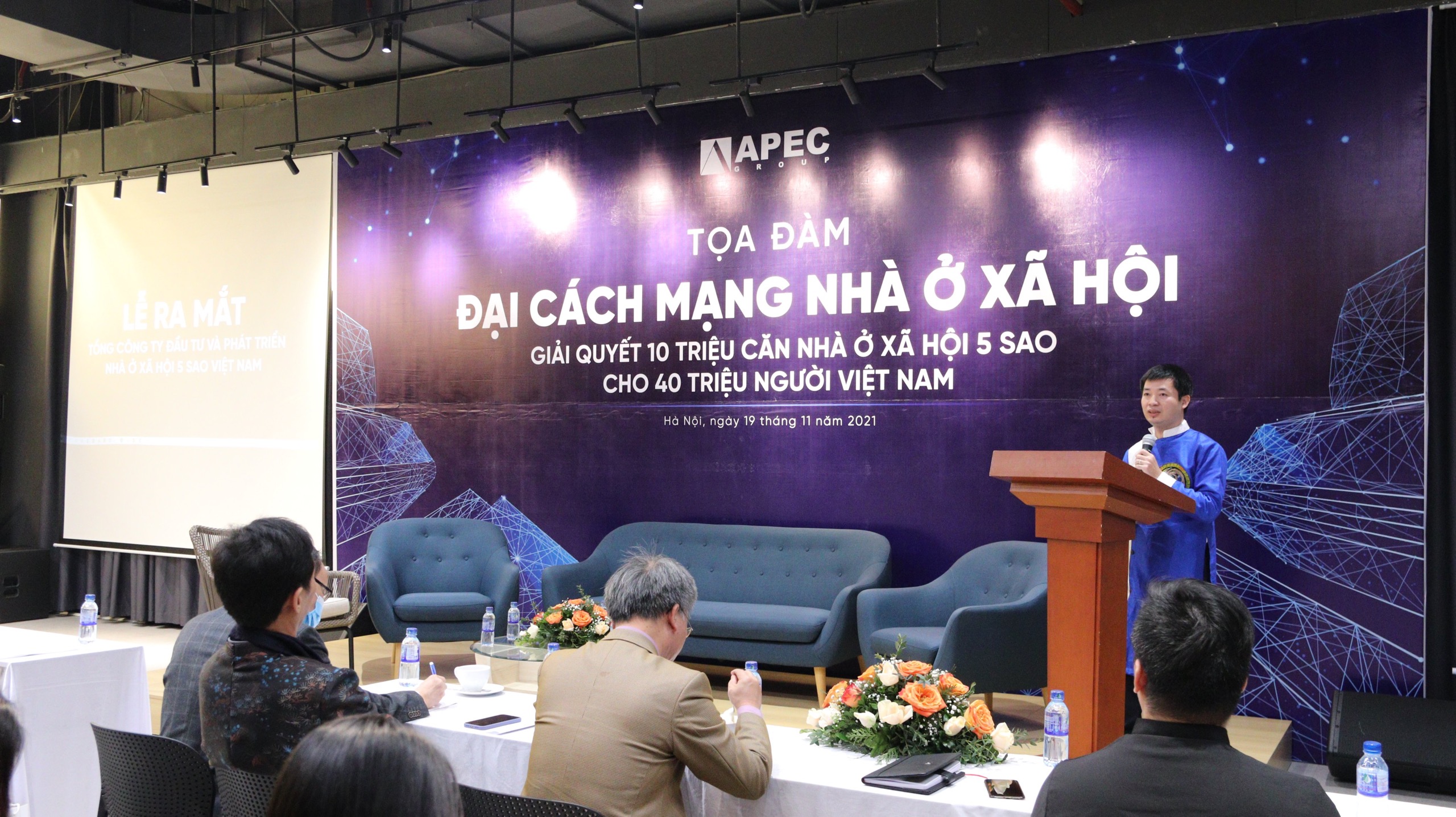 ông Nguyễn Quang Huy, Tổng giám đốc Tổng công ty Đầu tư - phát triển nhà ở xã hội 5 sao Việt Nam phát biểu tại buổi lễ.