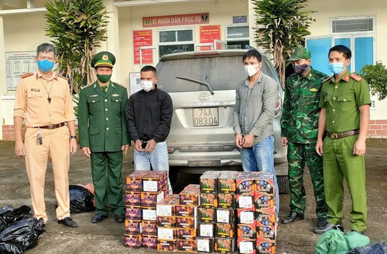 Quảng Trị bắt giữ đối tượng vận chuyển pháo trái phép