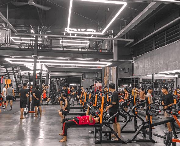 Đà Nẵng: Tìm người đến các địa điểm liên quan bệnh nhân mắc Covid-19 ngày 21/11